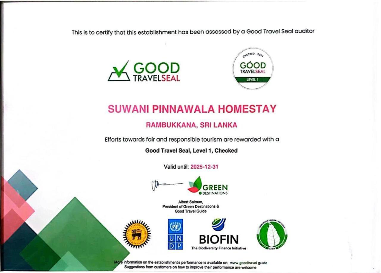 Suwani Pinnawala Homestay מראה חיצוני תמונה