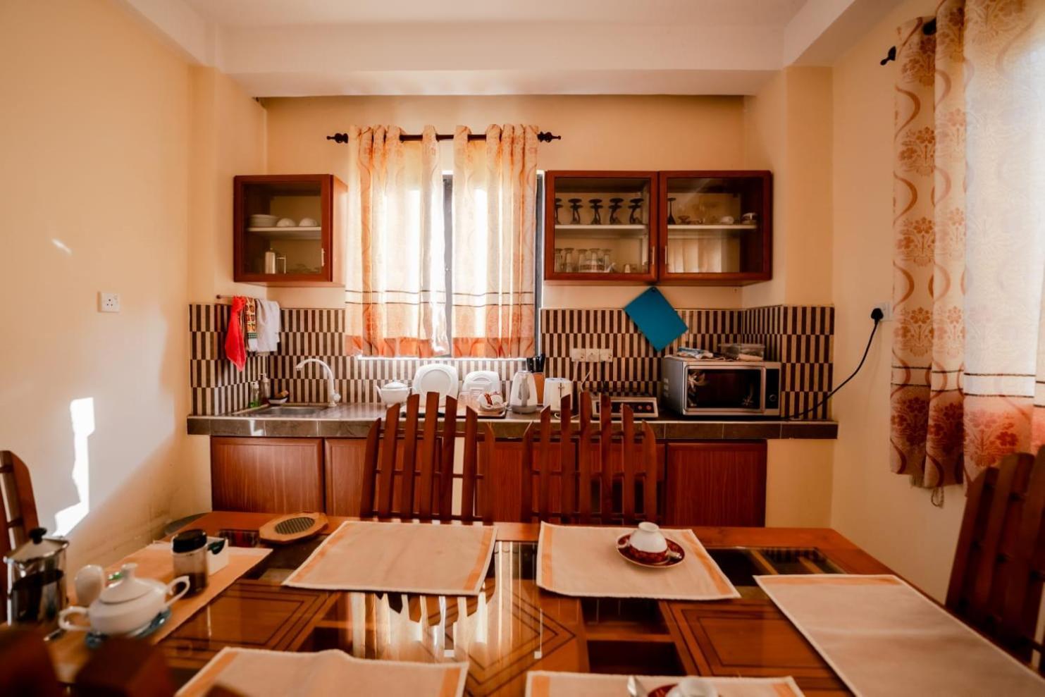 Suwani Pinnawala Homestay מראה חיצוני תמונה