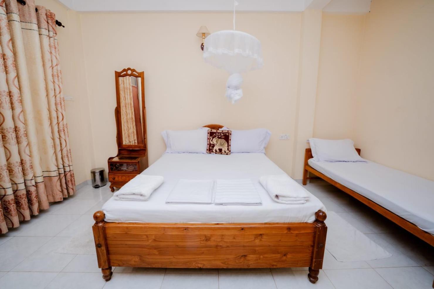 Suwani Pinnawala Homestay מראה חיצוני תמונה