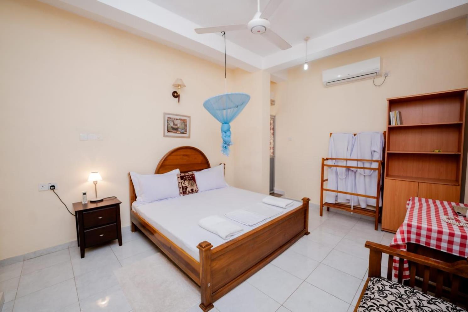 Suwani Pinnawala Homestay מראה חיצוני תמונה