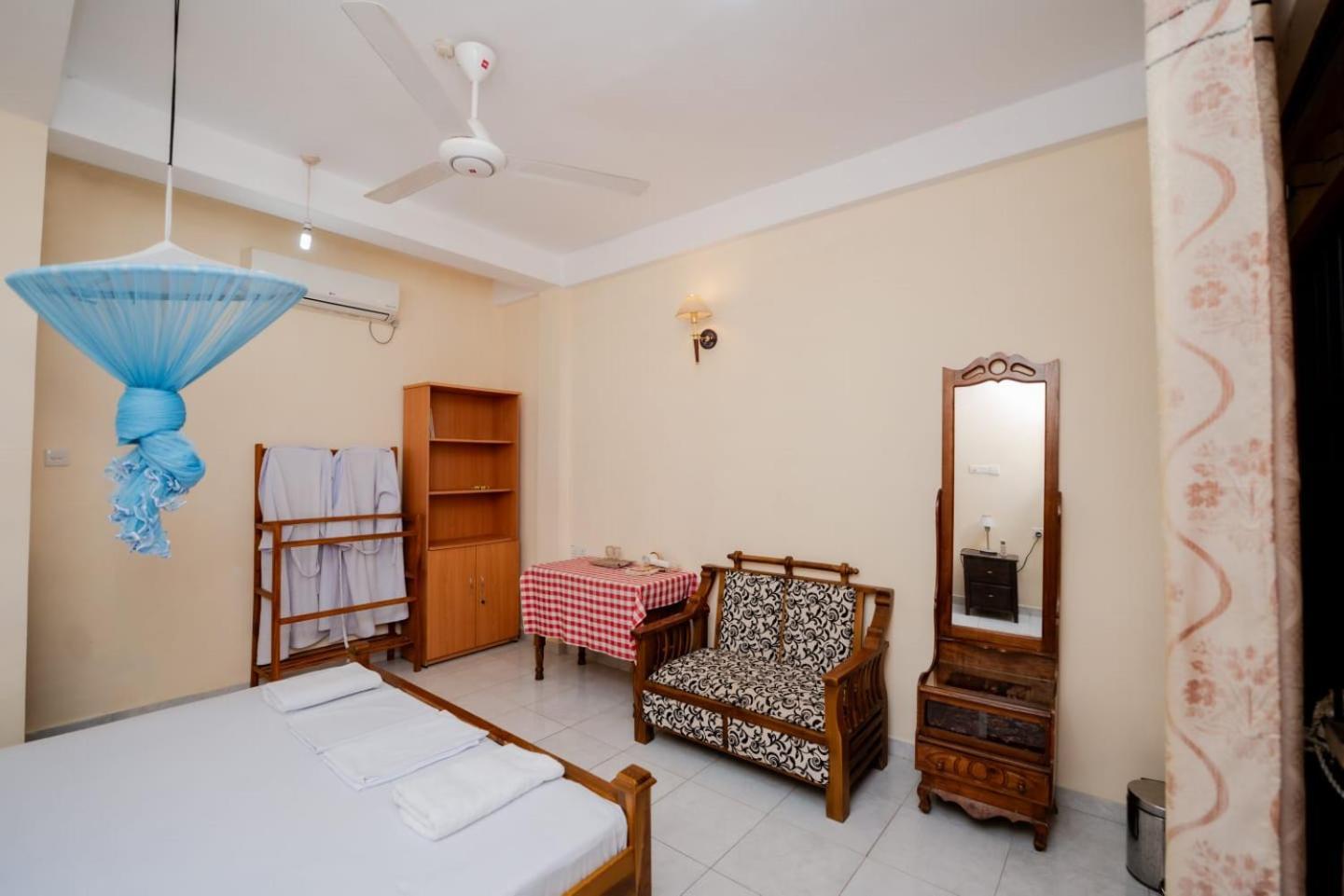 Suwani Pinnawala Homestay מראה חיצוני תמונה